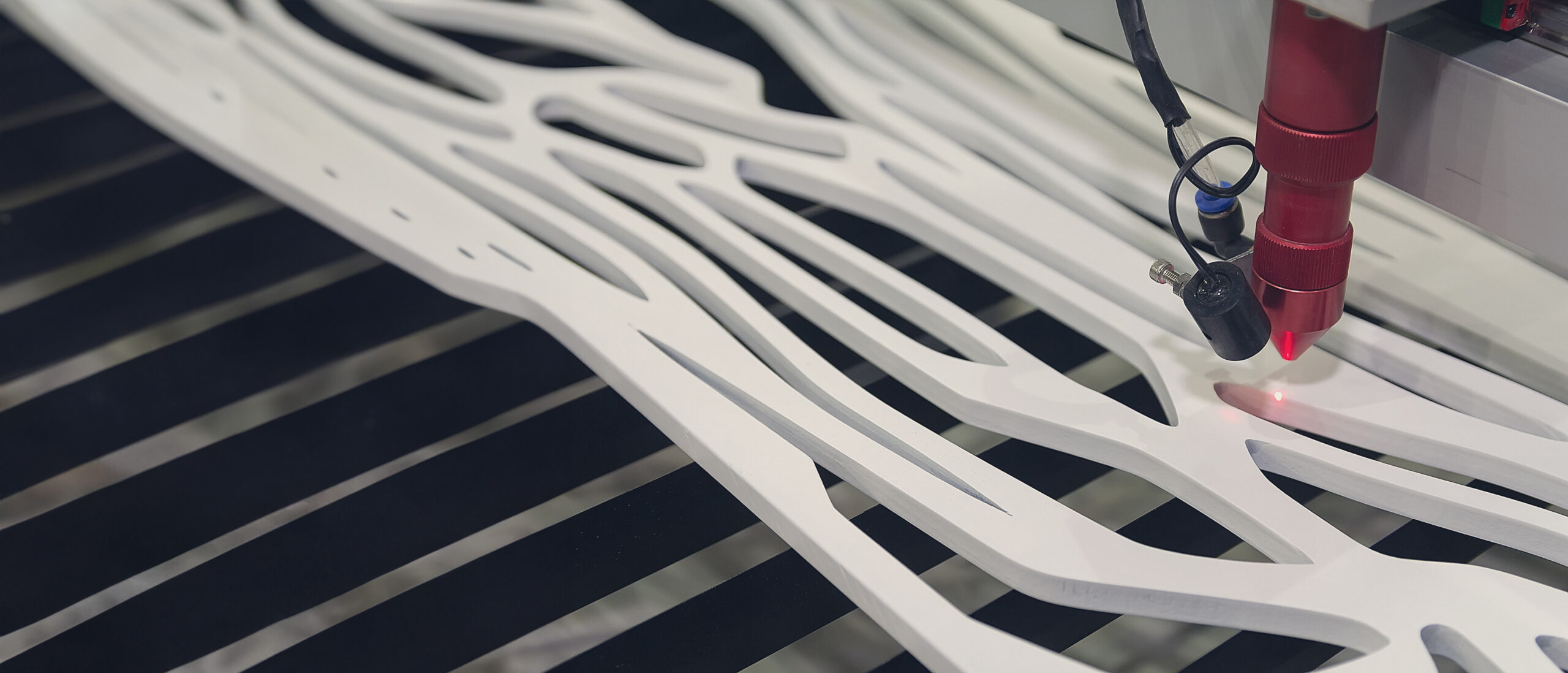 Mastercam Art add on cutting a shape