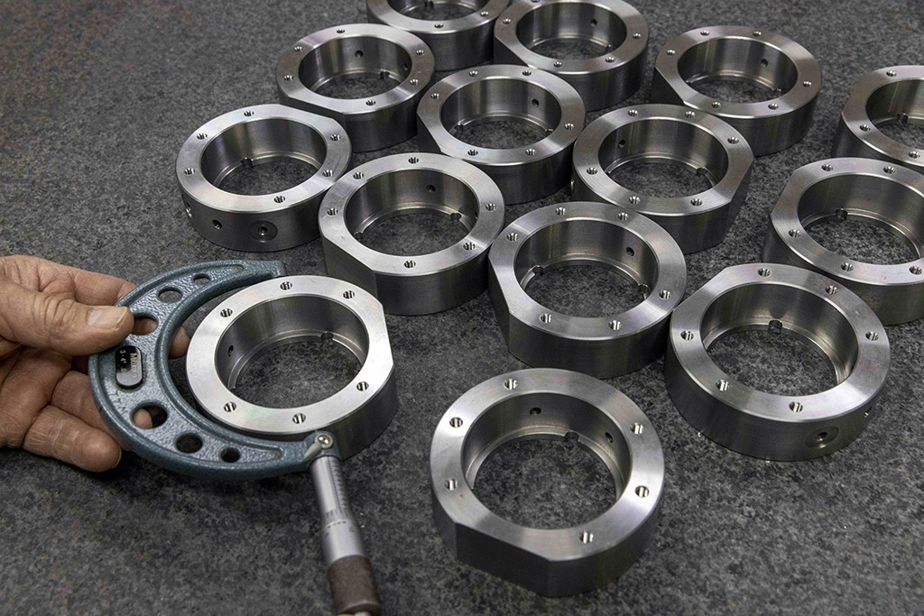 14 silver metal finished bearing housings